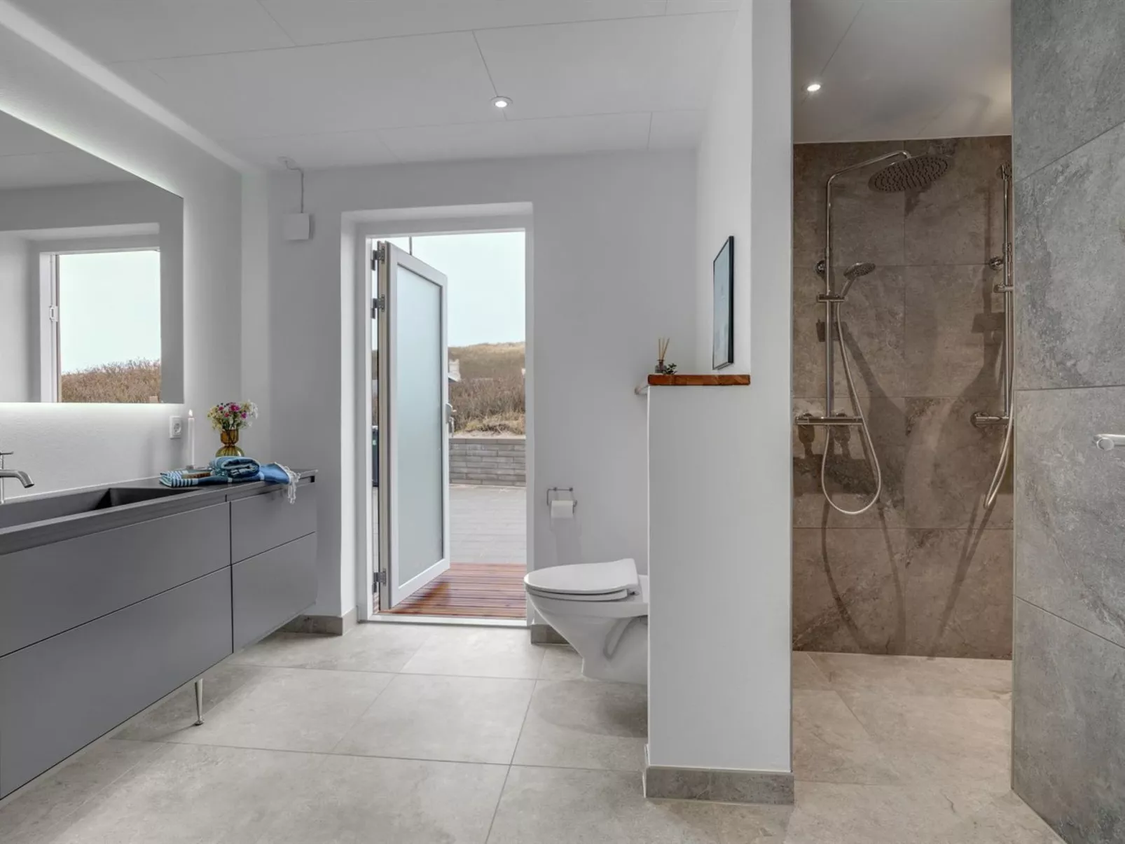 "Annelouise" - 100m from the sea-Binnen