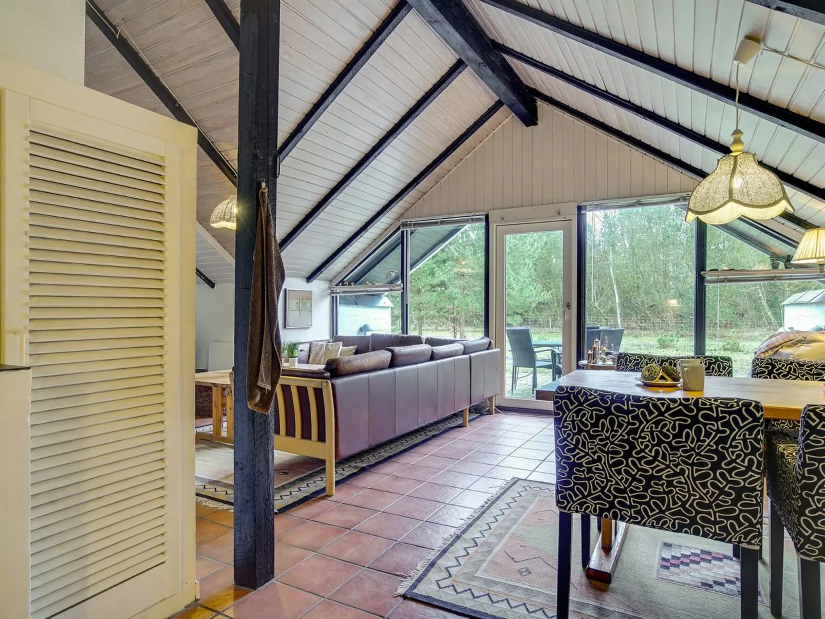 "Arnfin" - 160m from the sea-Binnen