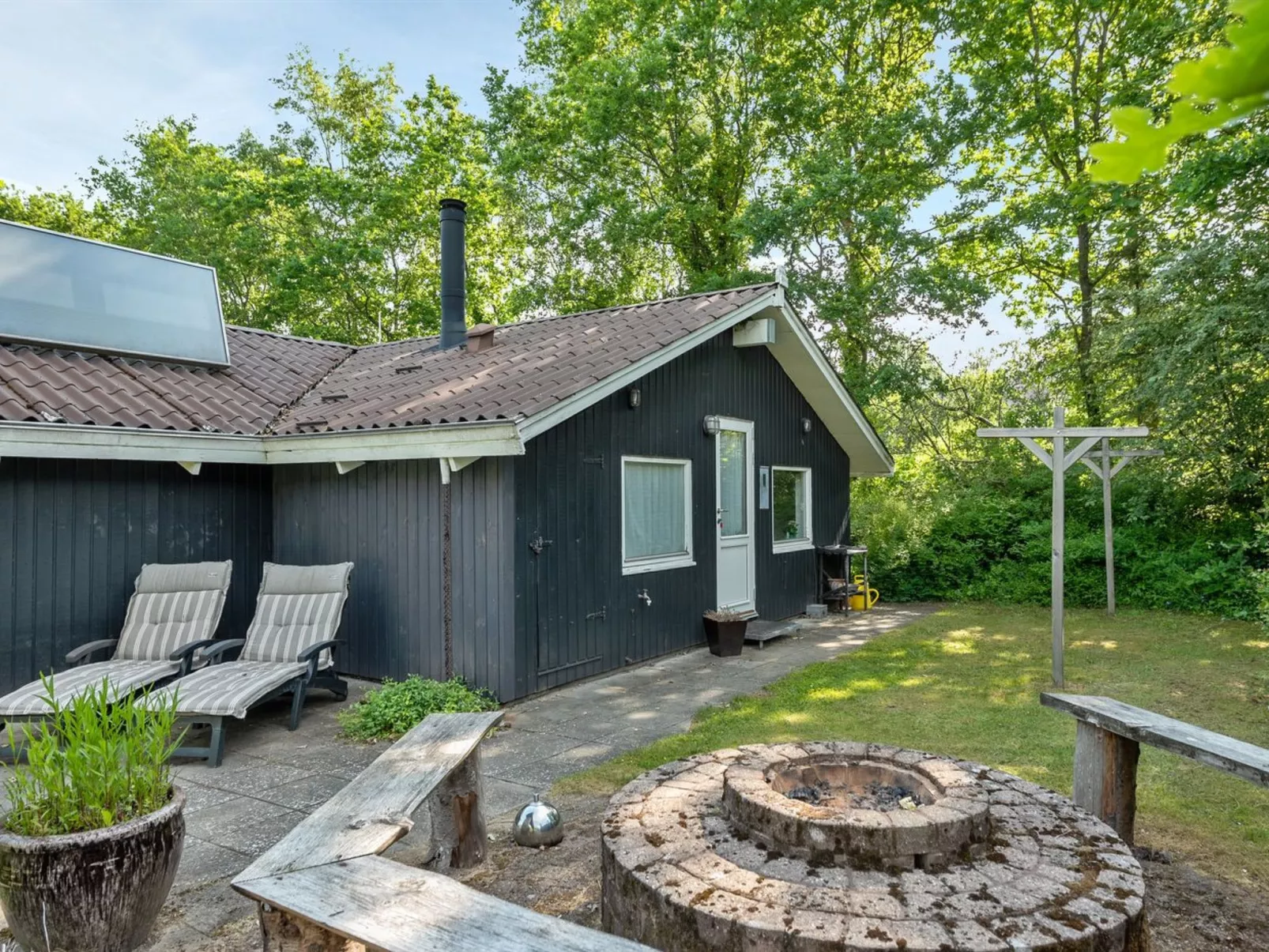 "Yngve" - 56.5km from the sea-Buiten