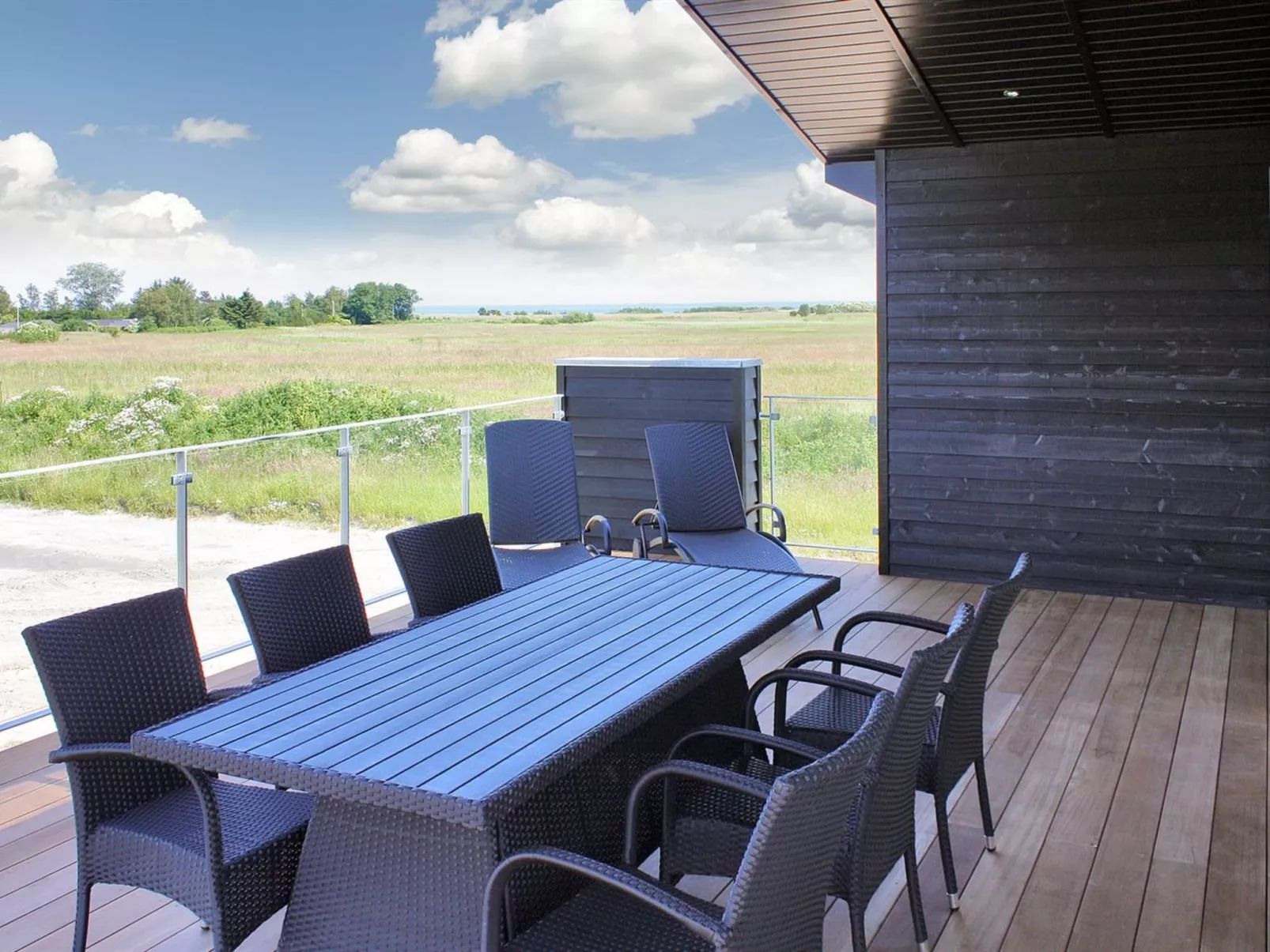 "Ugot" - 750m from the sea-Buiten