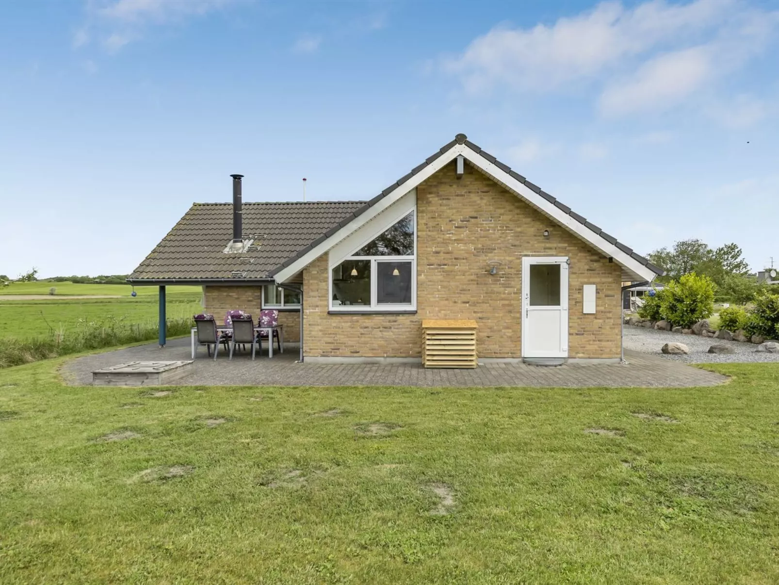 "Sigbritt" - 100m from the sea-Buiten