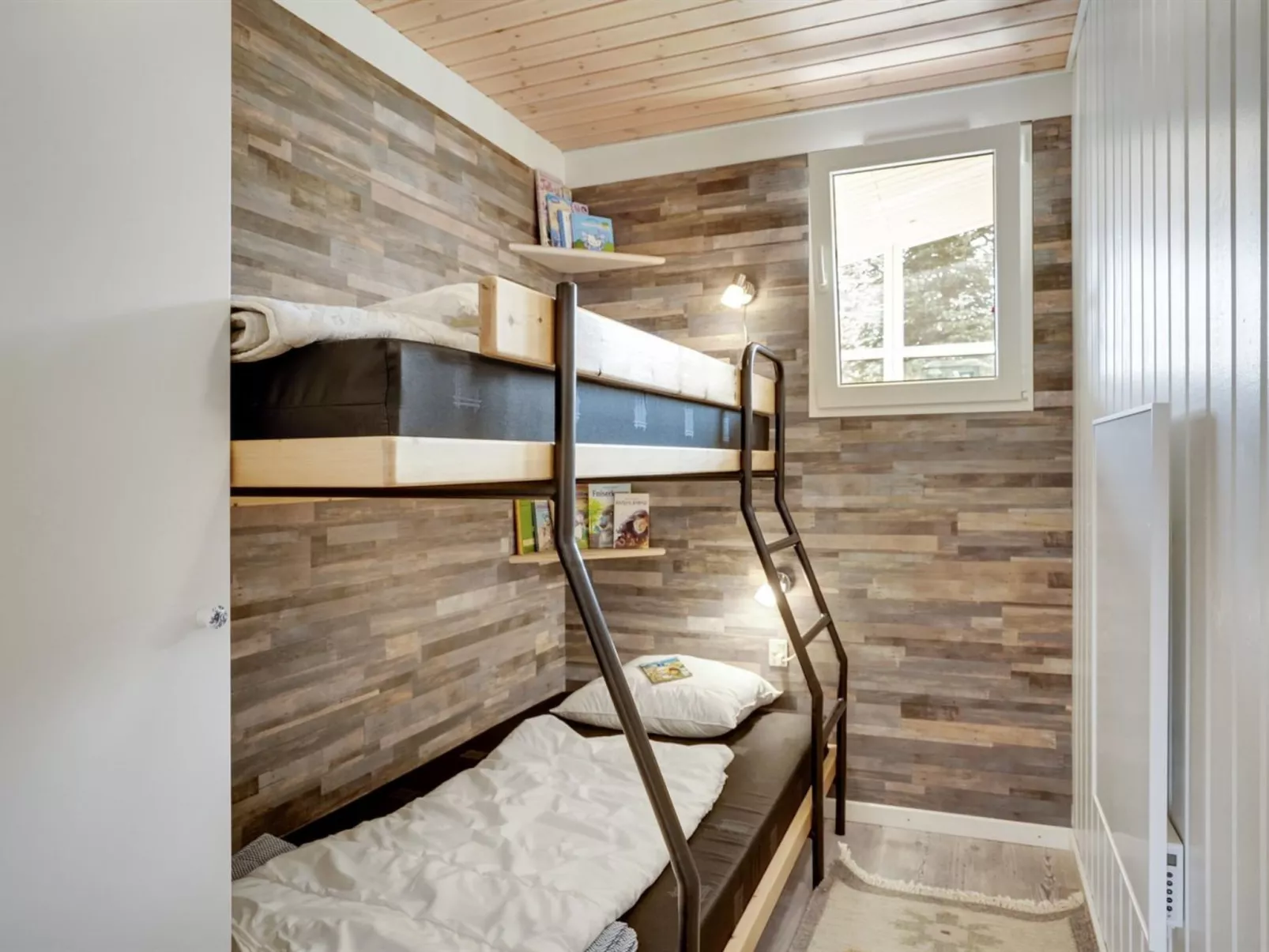 "Sanna" - 330m from the sea-Binnen