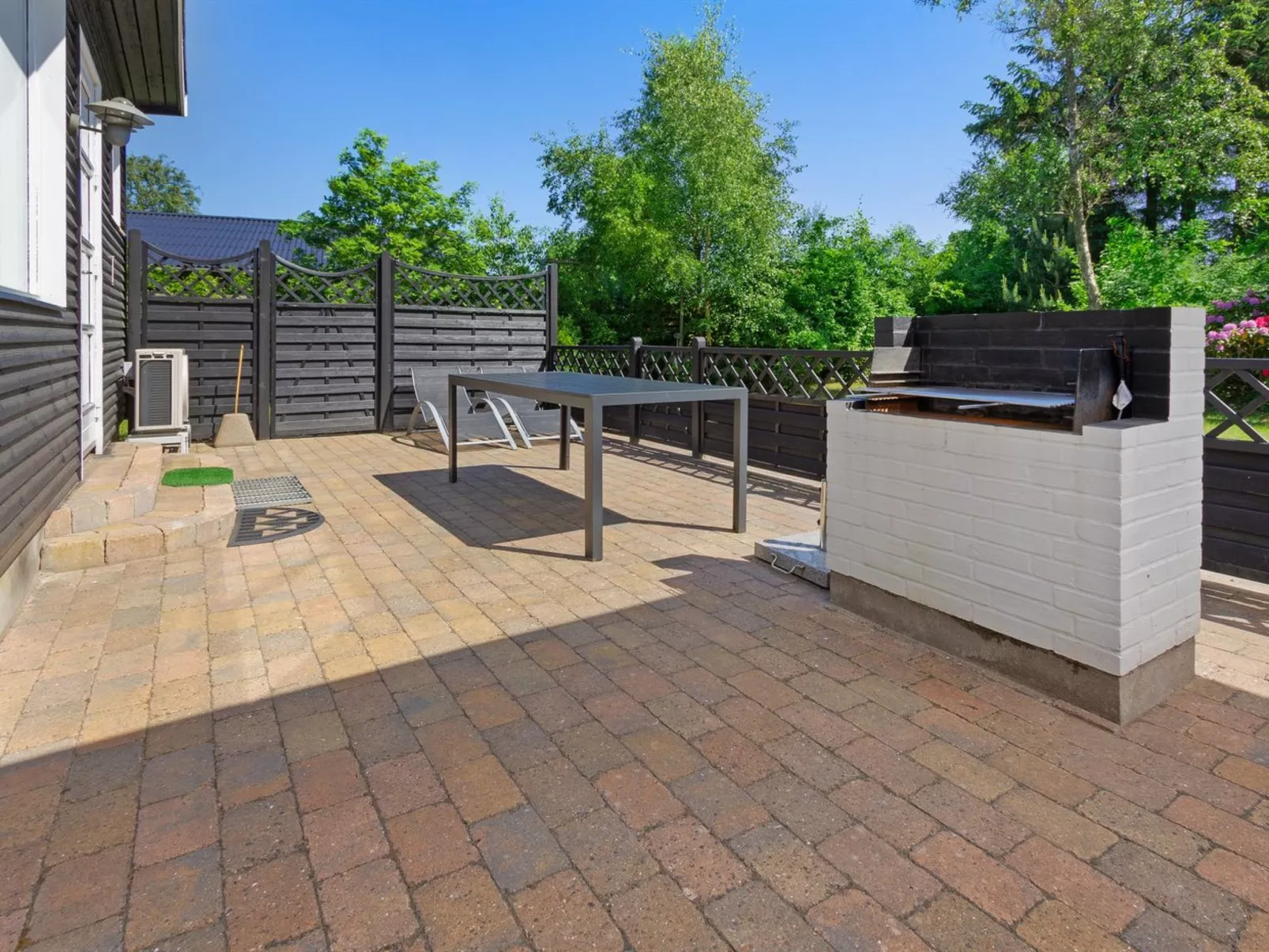 "Raya" - 250m from the sea-Buiten