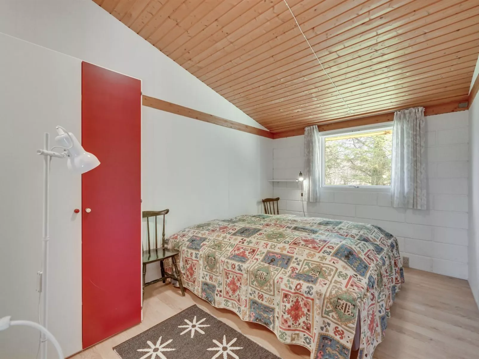 "Agna" - 700m to the fjord-Binnen