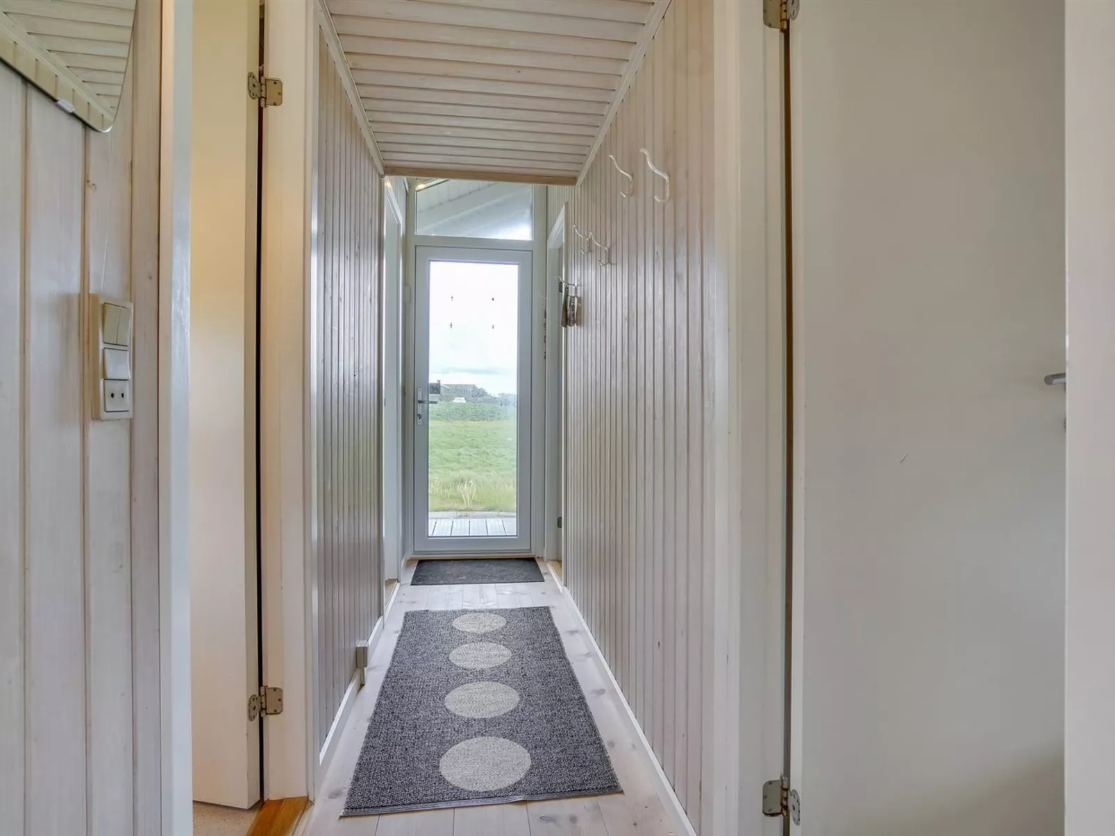 "Alruna" - 150m from the sea-Binnen