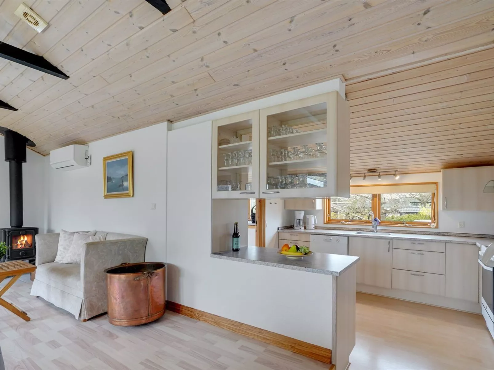 "Rafn" - 550m from the sea-Binnen