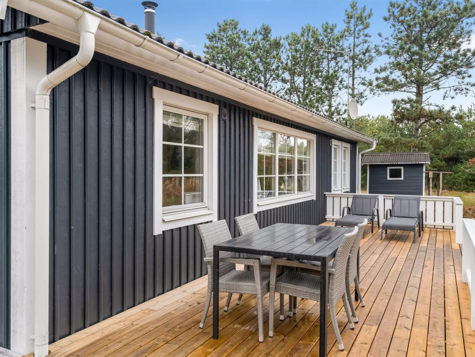 "Syrine" - 300m from the sea-Buiten