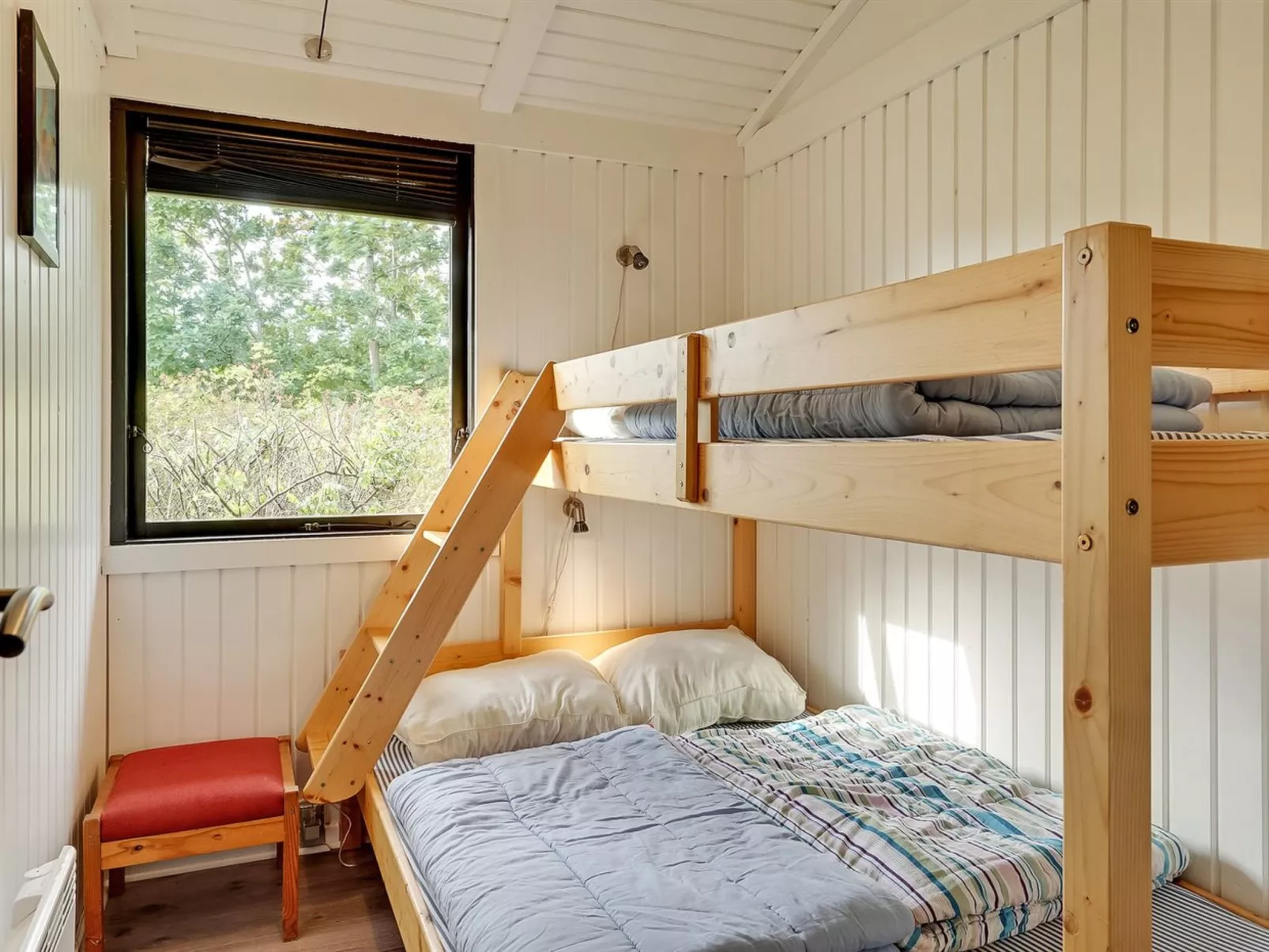 "Avia" - 500m from the sea-Binnen