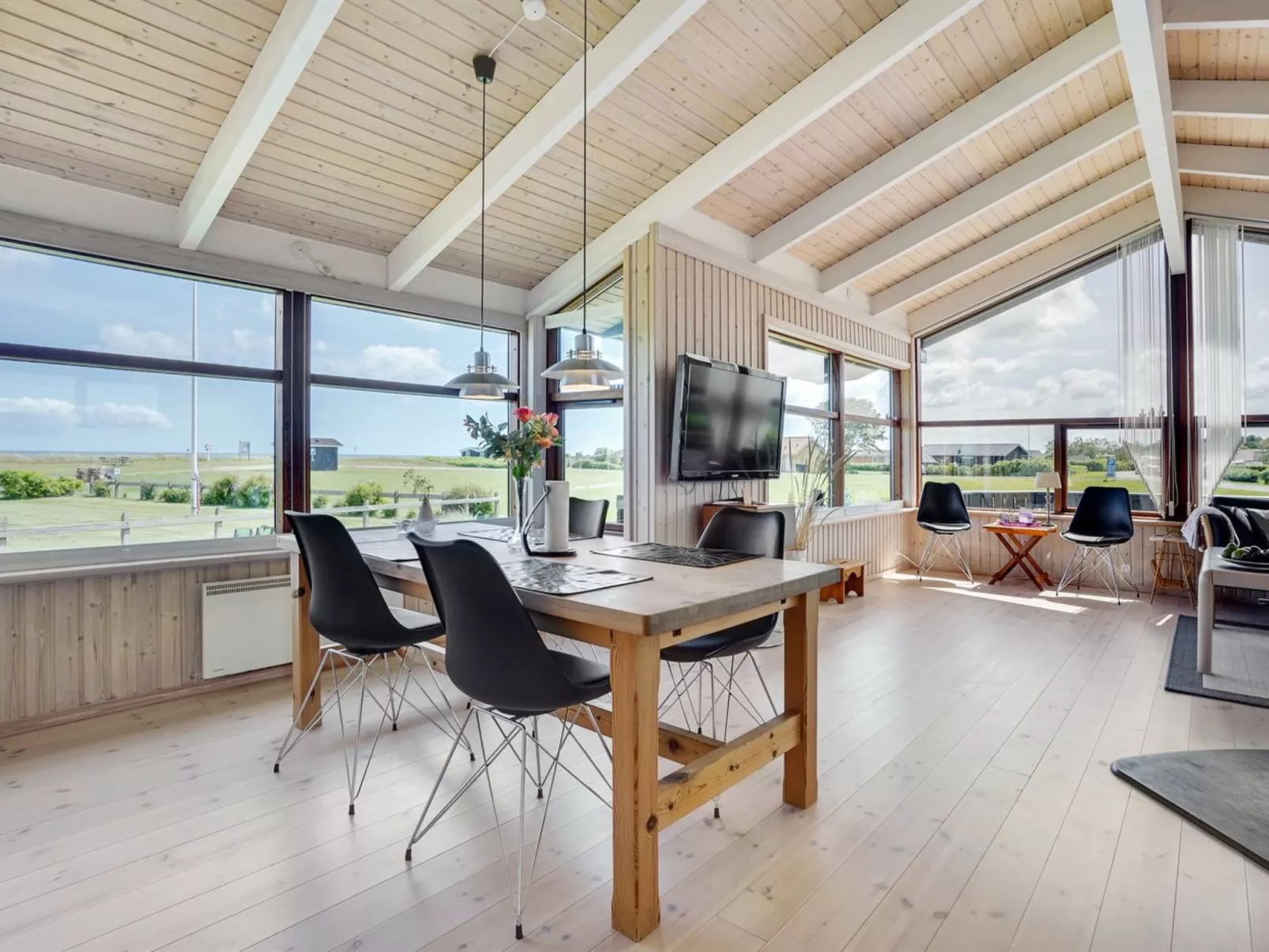 "Gyda" - 100m from the sea-Binnen