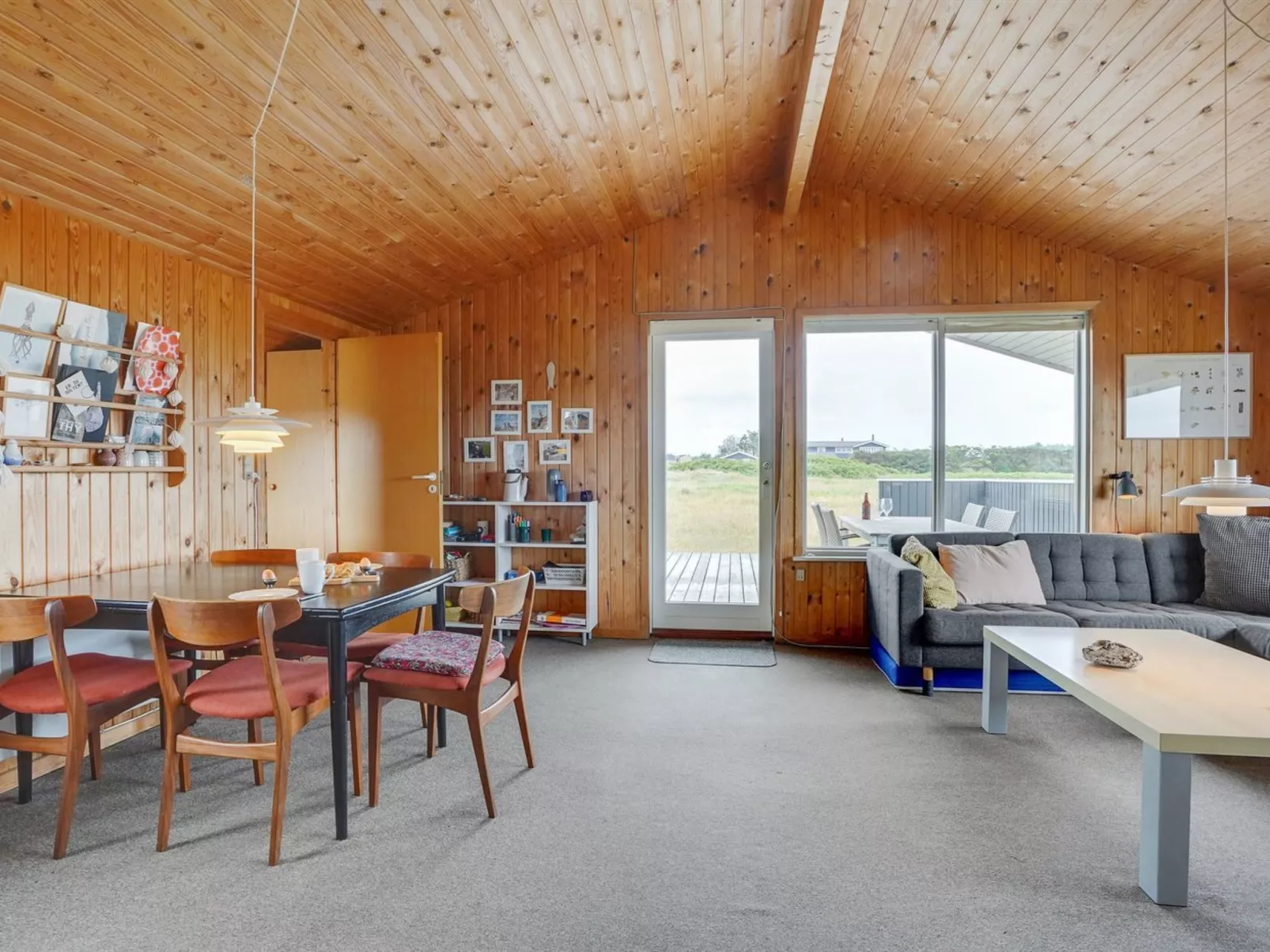 "Svea" - 400m from the sea-Binnen