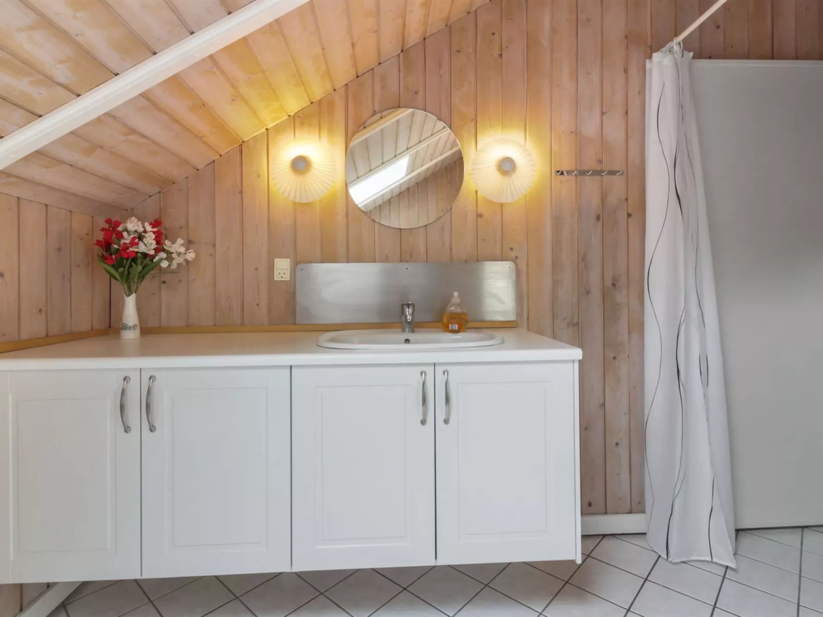 "Pirkka" - 50m to the fjord-Binnen