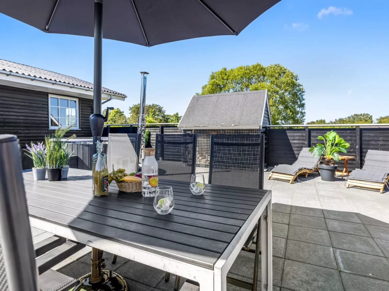 "Erna" - 400m from the sea-Buiten