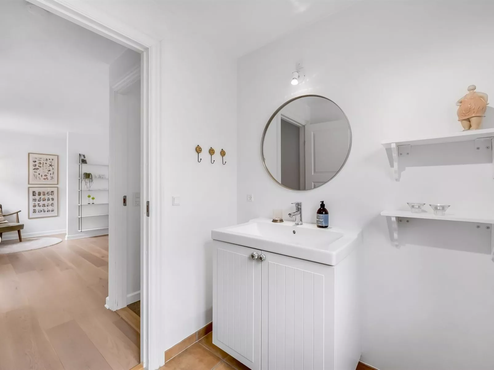 "Mandana" - 10km to the fjord-Binnen