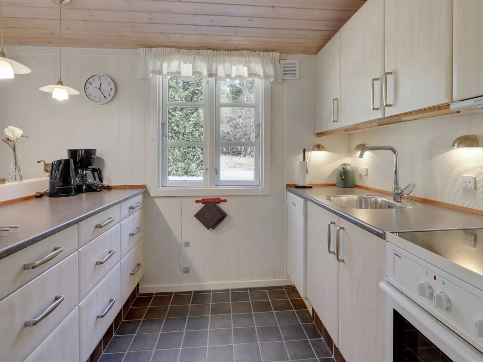 "Zeytun" - 800m from the sea-Binnen