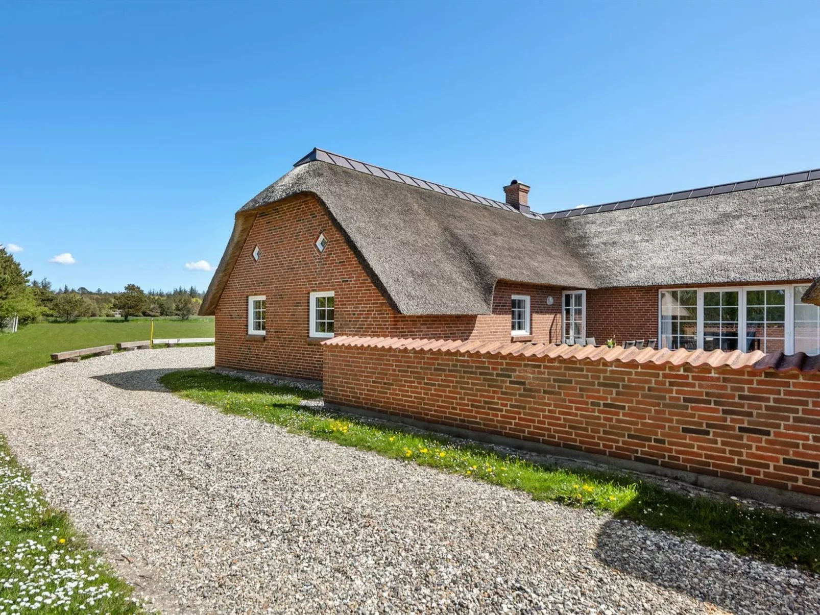 "Jorkin" - 1.8km from the sea-Buiten