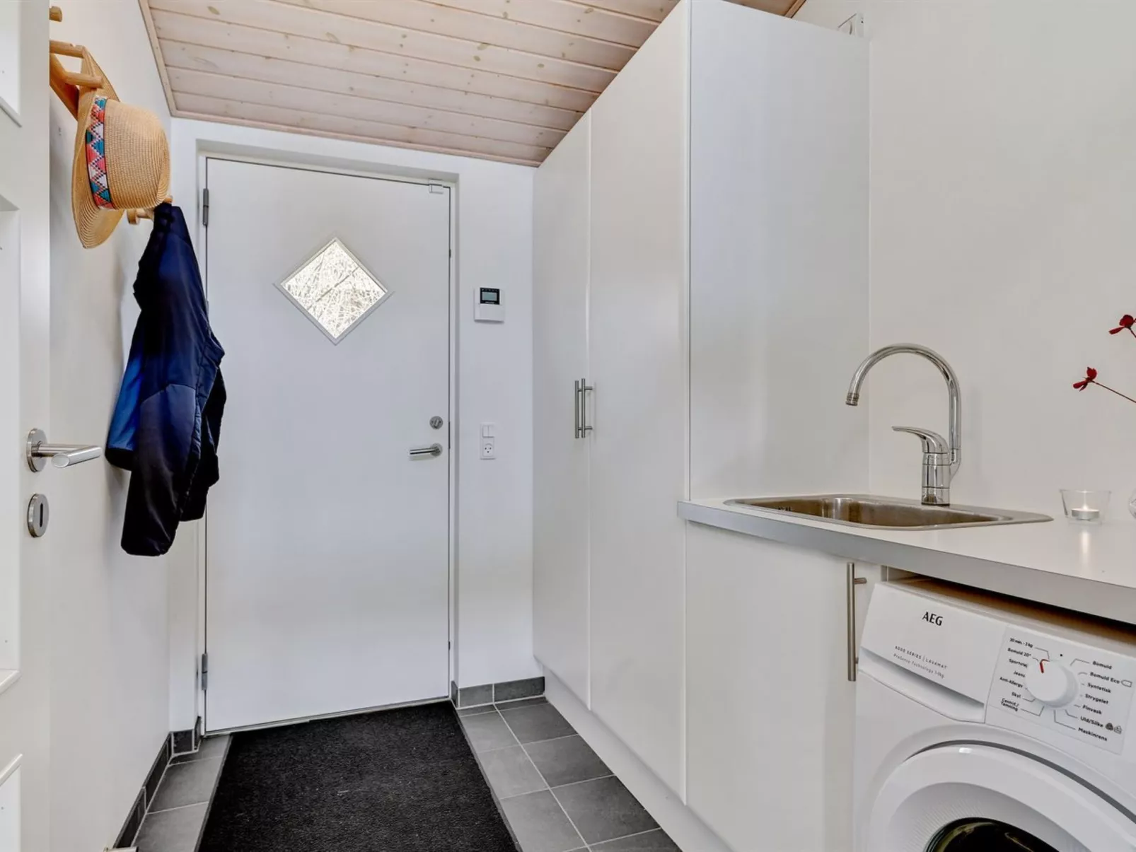 "Gise" - 800m from the sea-Binnen