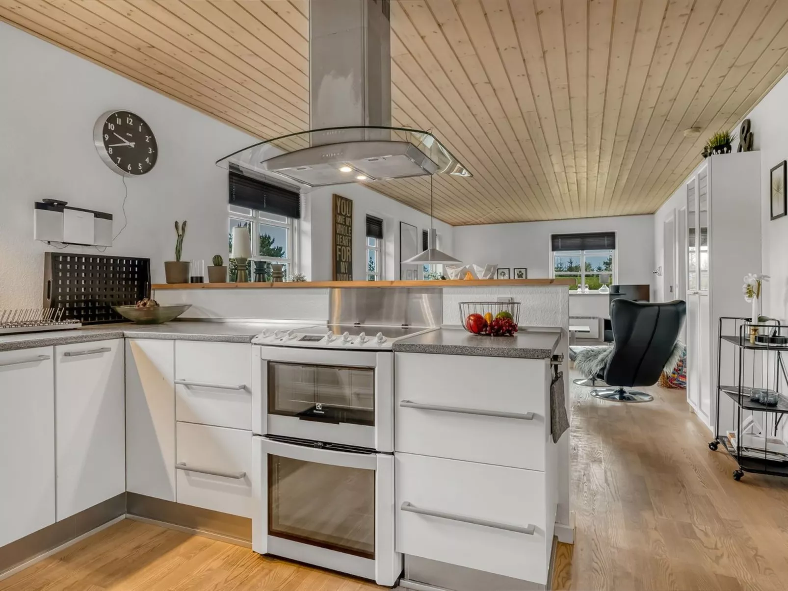 "Christina" - 300m to the fjord-Binnen