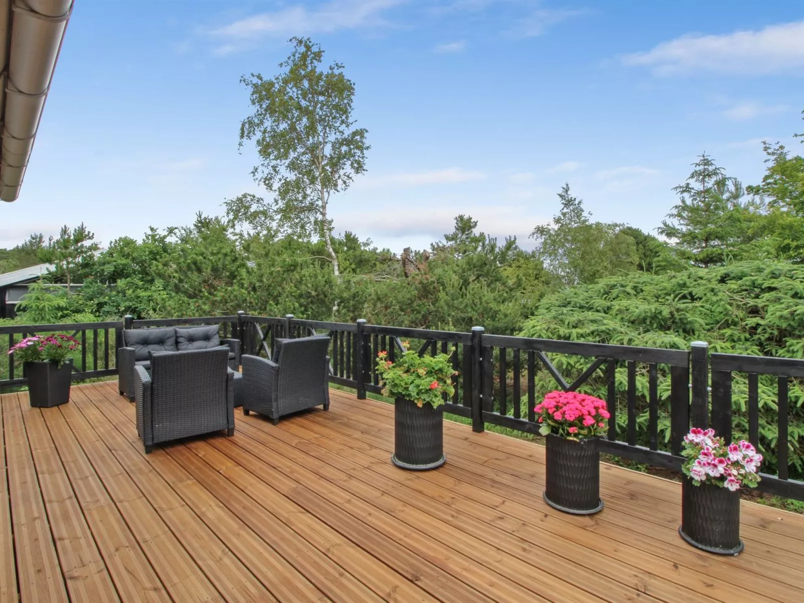 "Flora" - 150m from the sea-Buiten