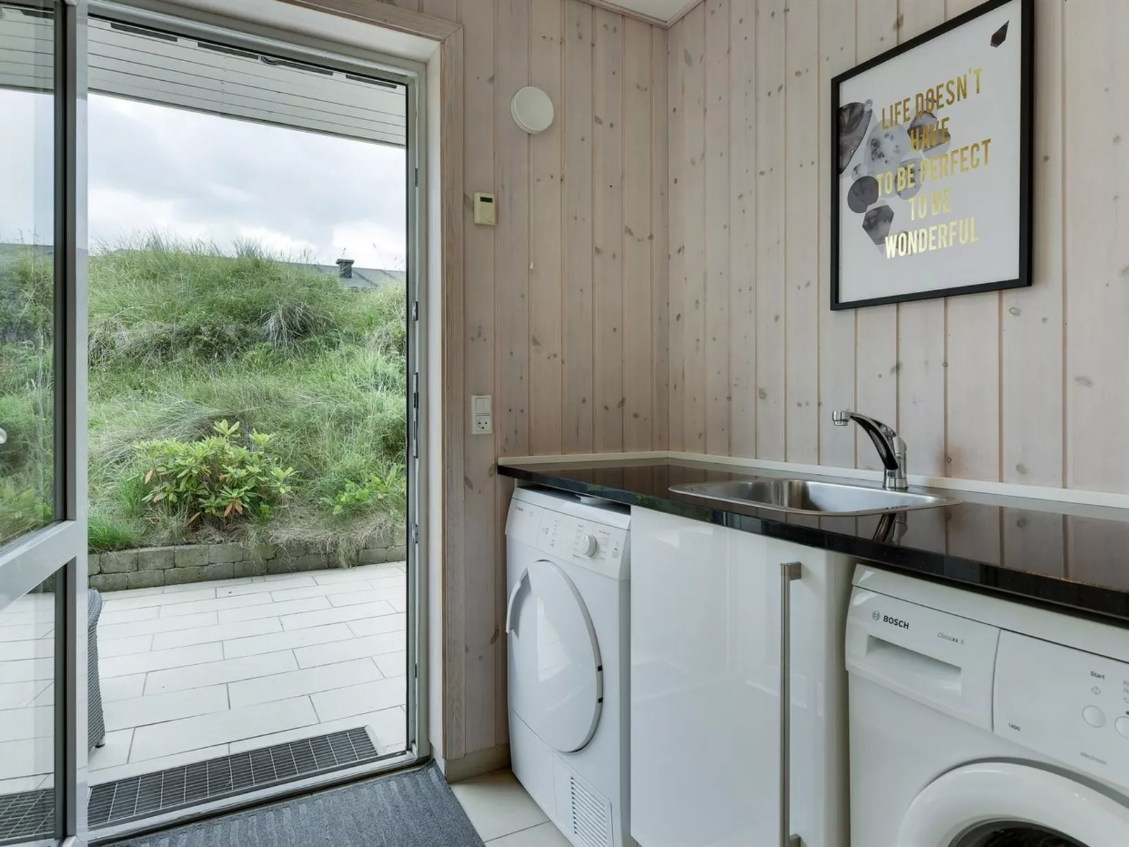 "Skamhals" - 700m from the sea-Binnen