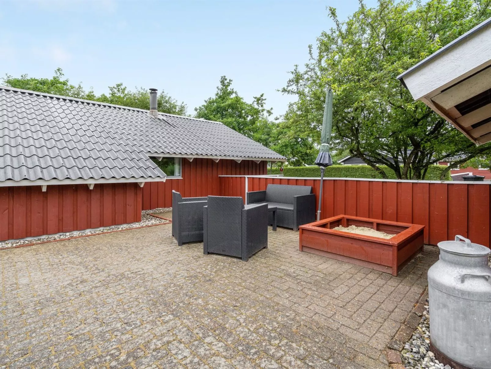 "Danna" - 850m to the fjord-Buiten