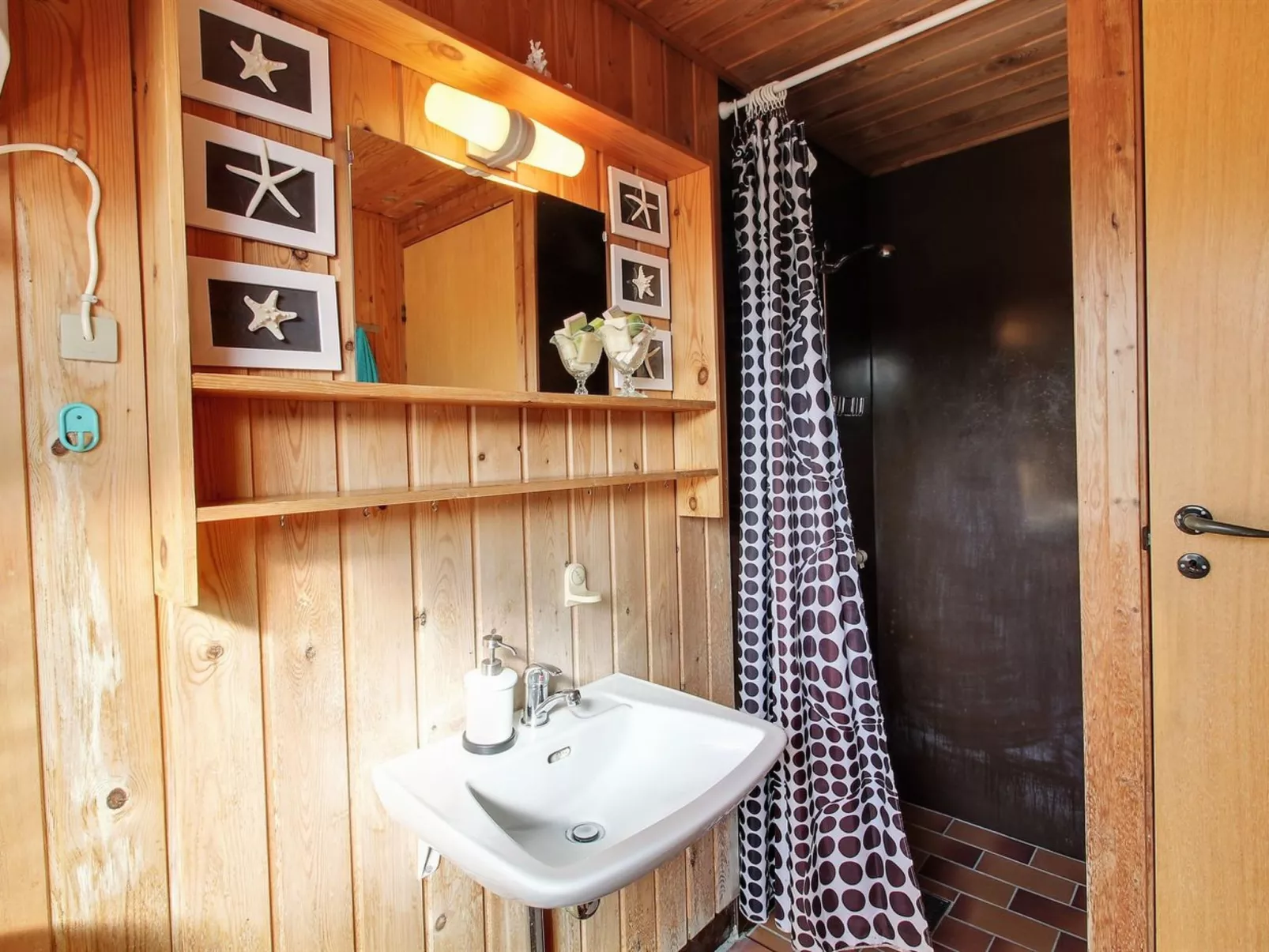 "Fridborg" - 1km from the sea-Binnen