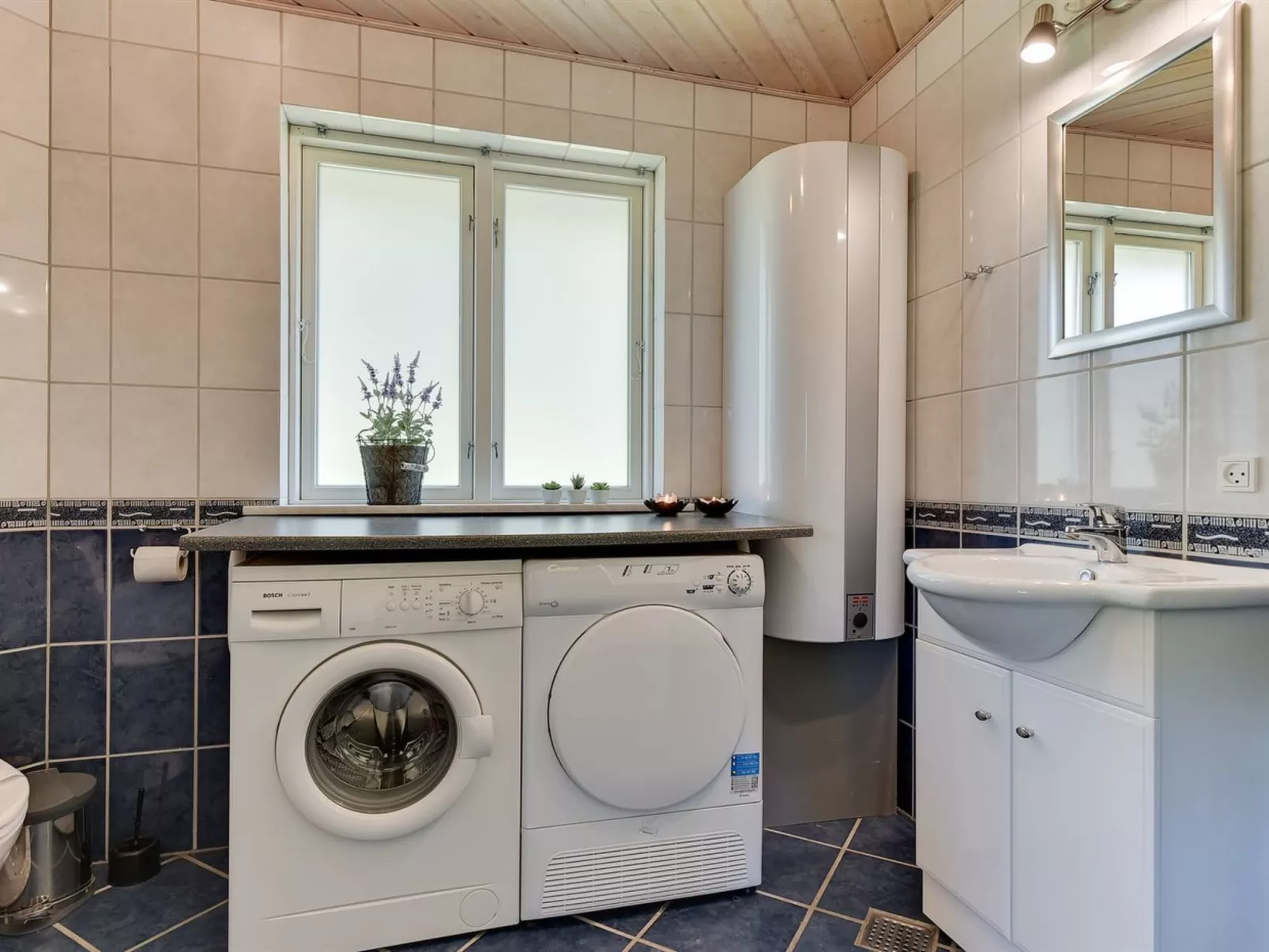 "Tydkil" - 300m to the fjord-Binnen