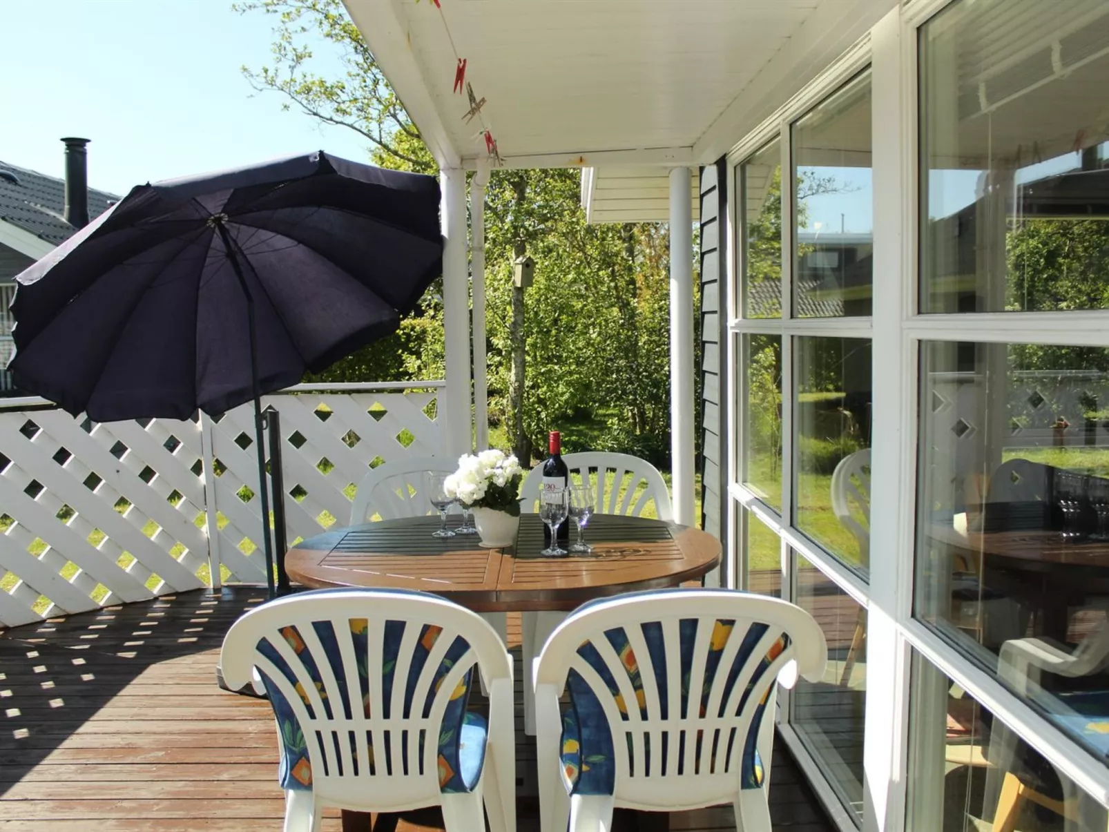 "Yara" - 1km to the fjord-Buiten