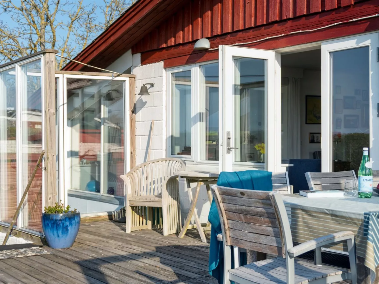 "Velika" - 25m to the fjord-Buiten