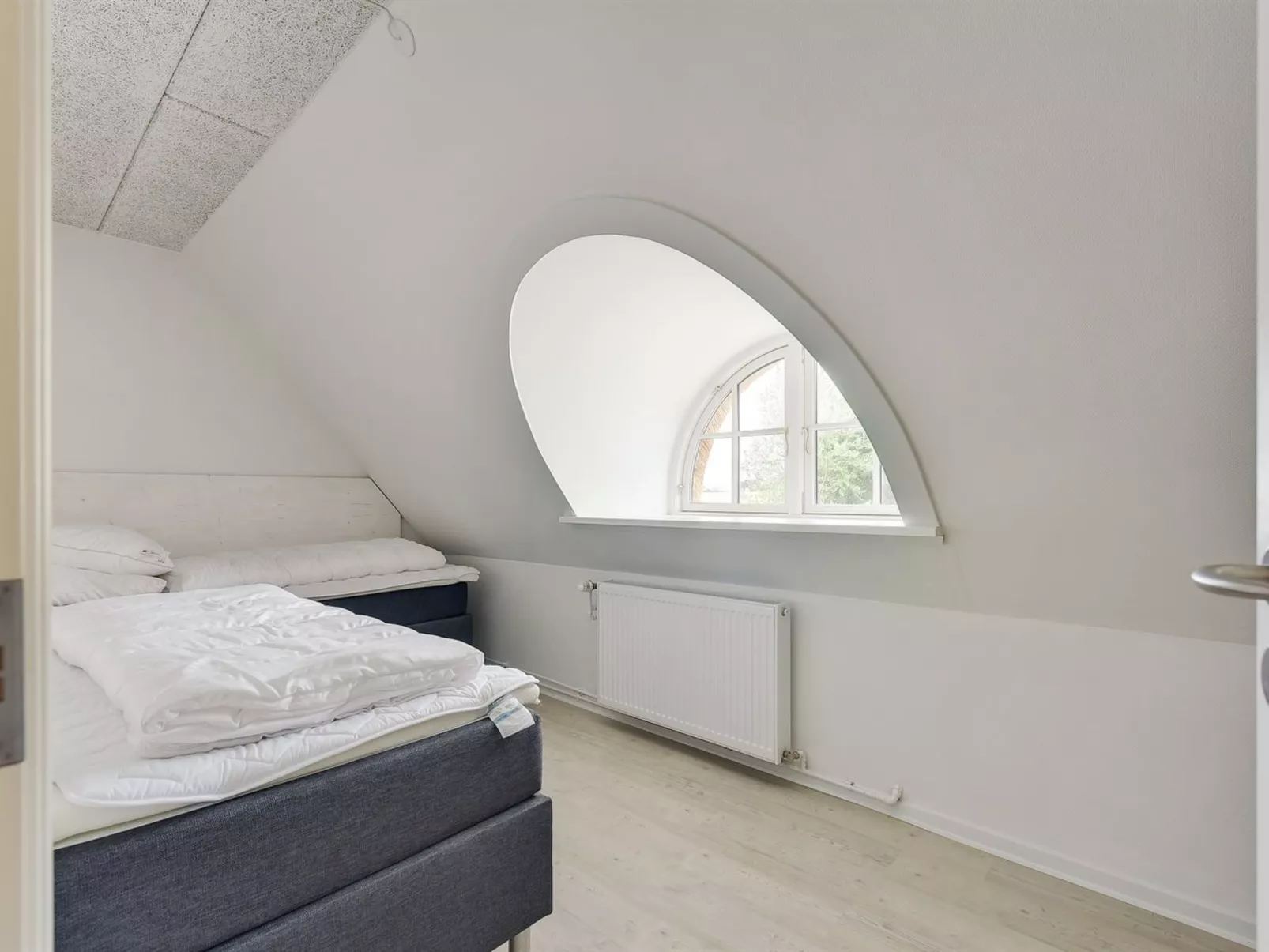 "Alitta" - 27km from the sea-Binnen