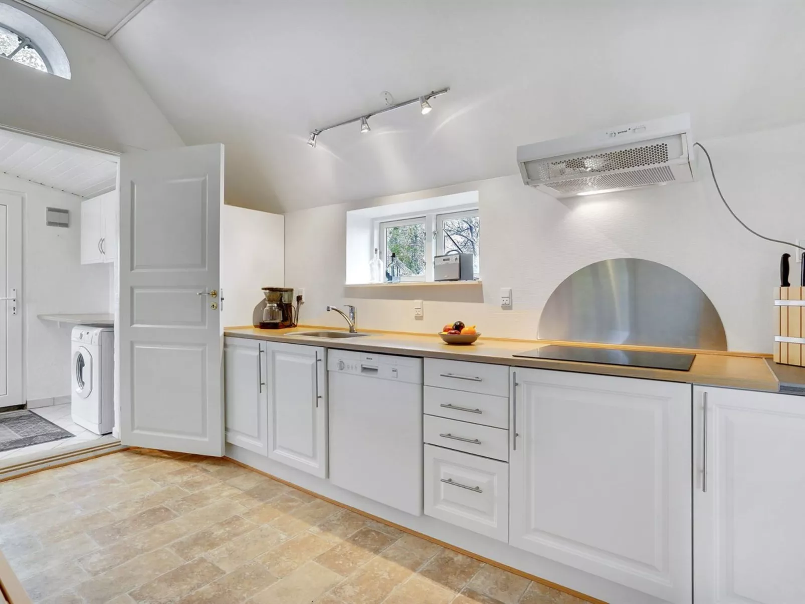 "Filippus" - 30km from the sea-Binnen