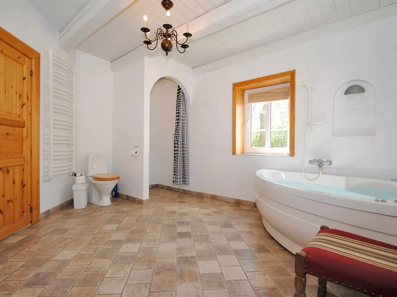 "Alois" - 1km to the fjord-Binnen