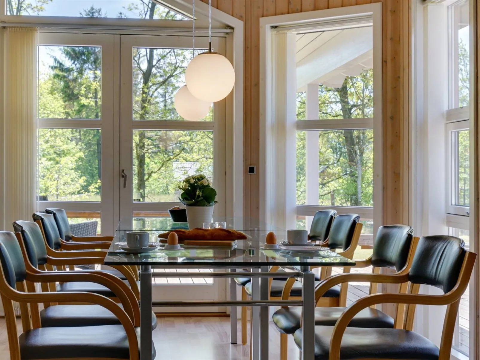 "Ebbi" - 36km from the sea-Binnen