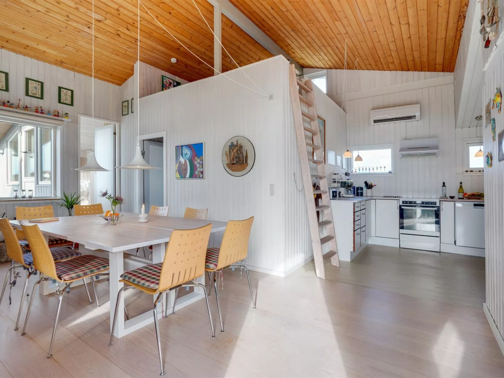 "Kulle" - 200m from the sea-Binnen