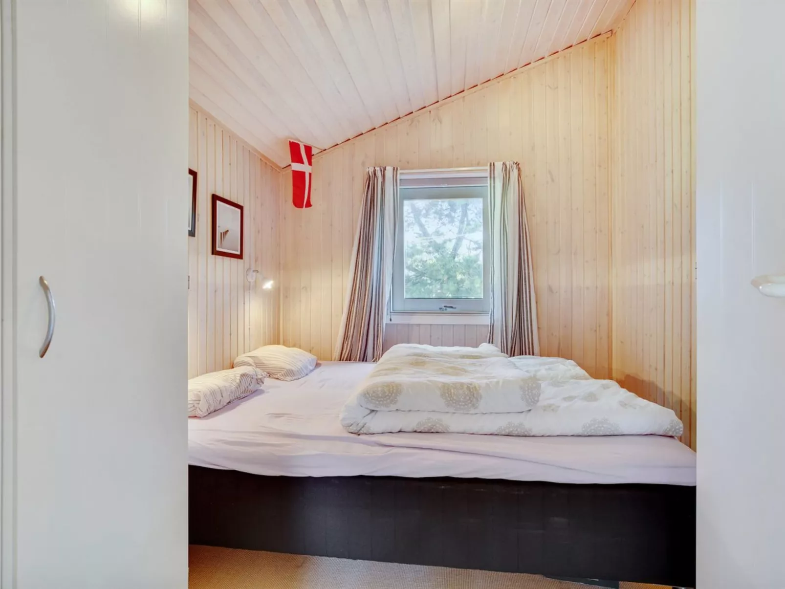 "Aletha" - 180m from the sea-Binnen