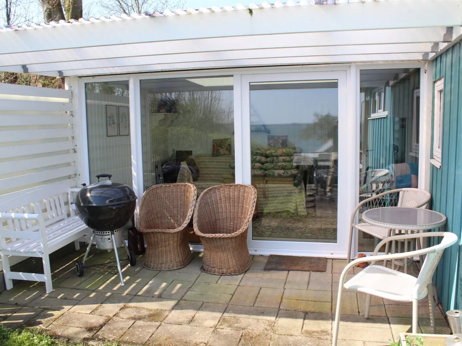 "Tekla" - 70m to the fjord-Buiten