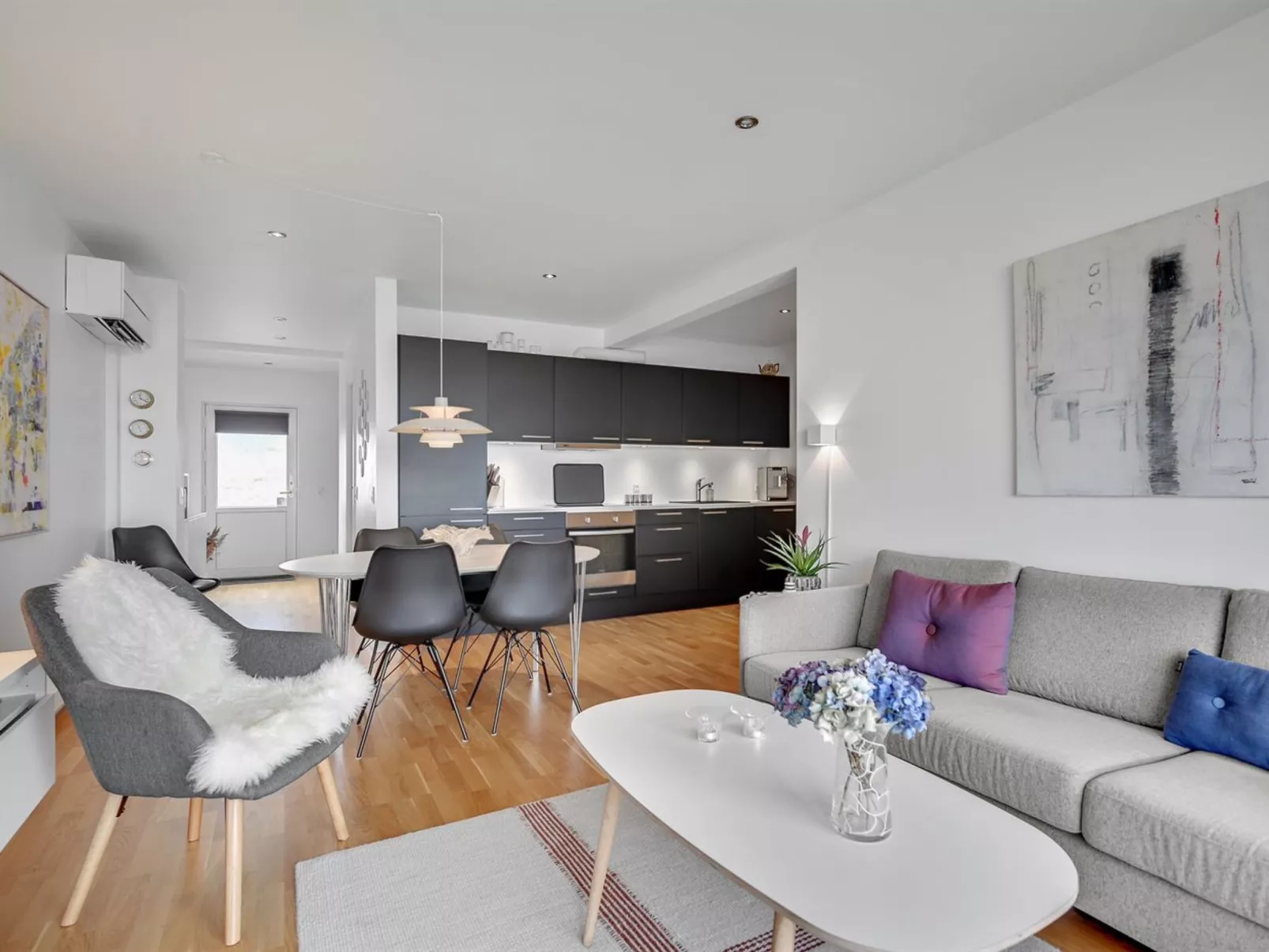 "Monia" - 20m from the sea-Binnen