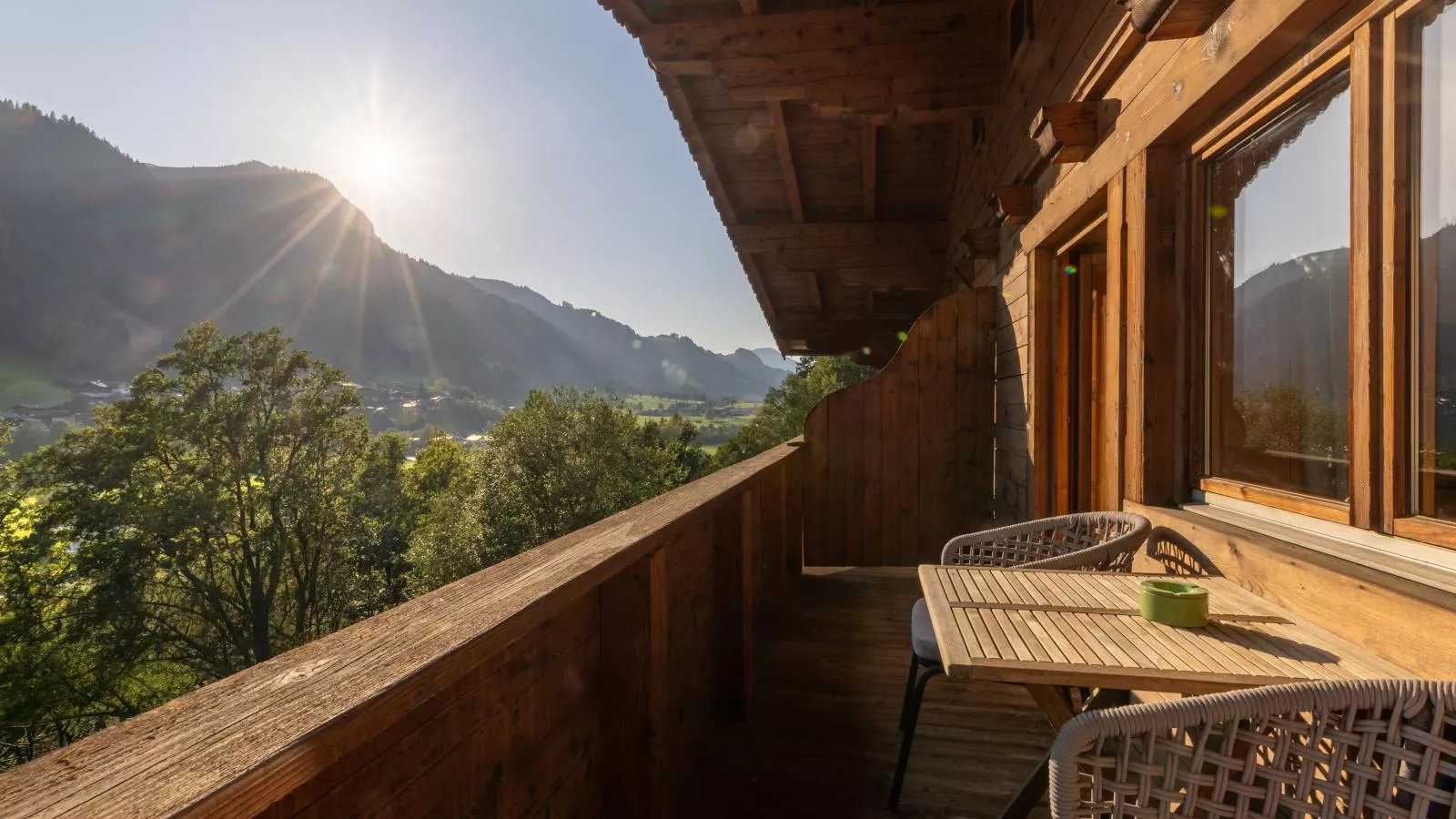 City Hide-Away Paß Thurn Top 3-Terrasbalkon