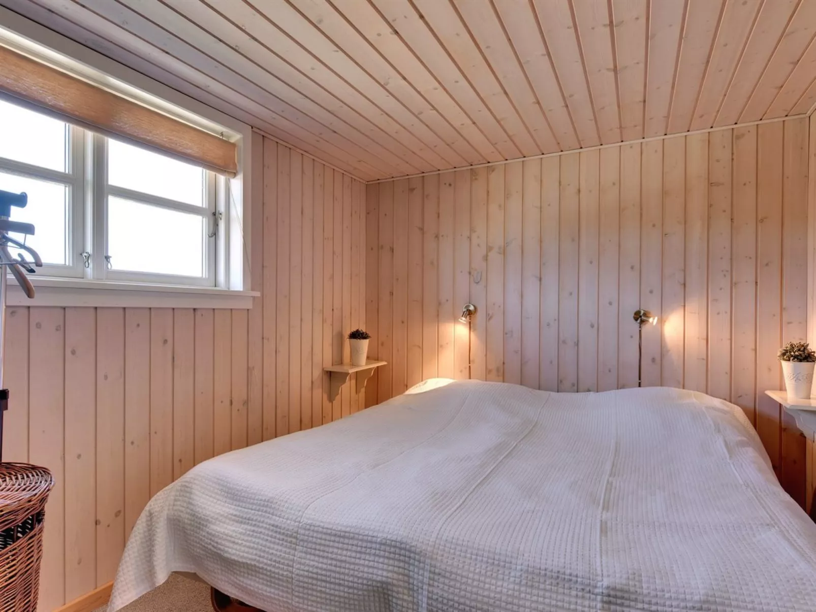 "Anik" - 100m from the sea-Binnen