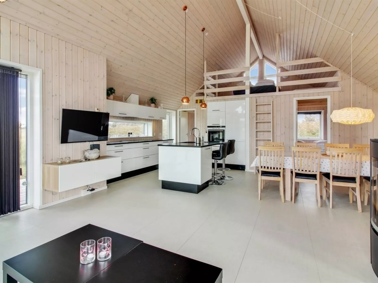 "Othinkarl" - 100m from the sea-Binnen