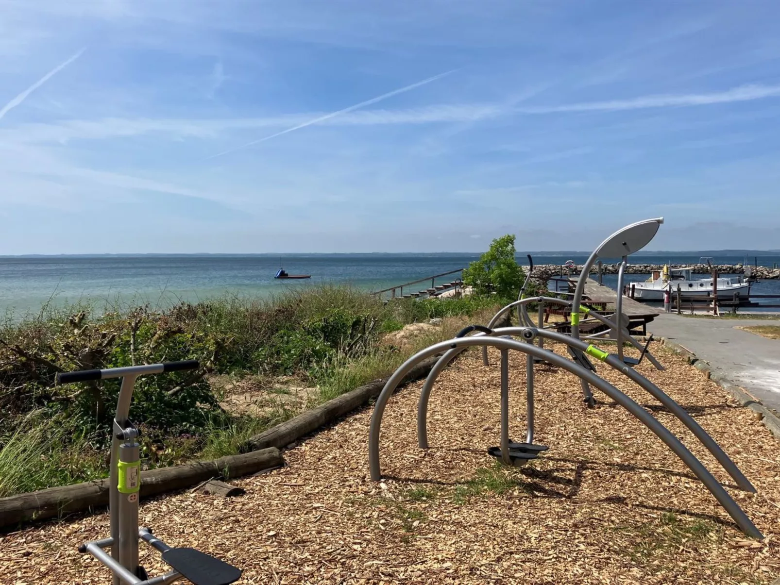 "Merete" - 50m from the sea-Buiten