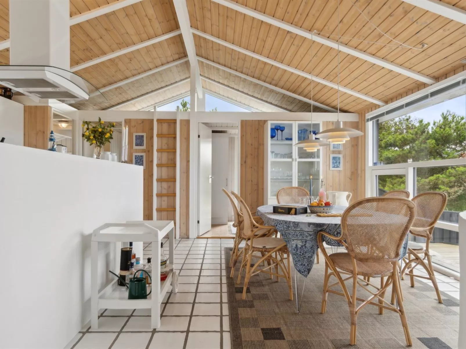 "Hrefna" - 500m from the sea-Binnen