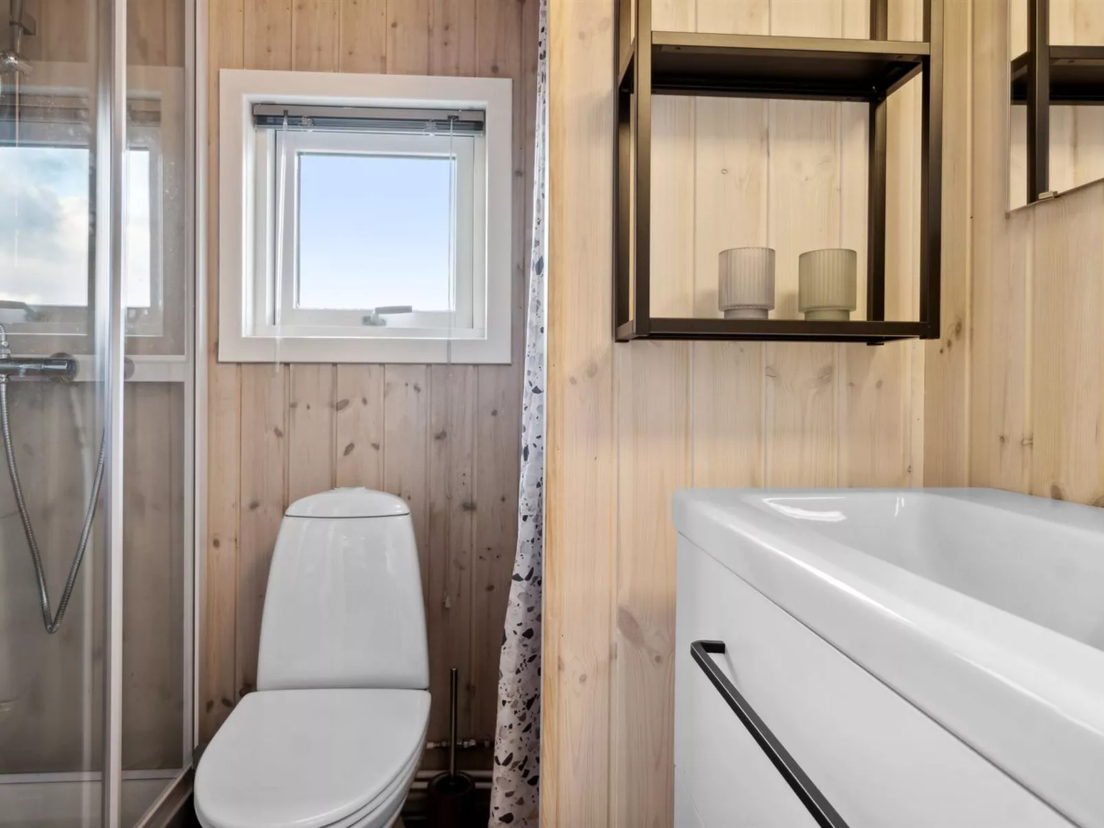 "Bruni" - 400m from the sea-Binnen