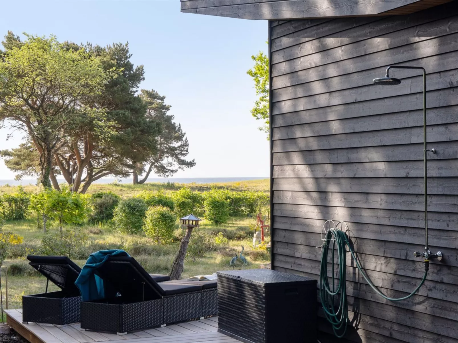 "Toska" - 100m to the fjord-Buiten