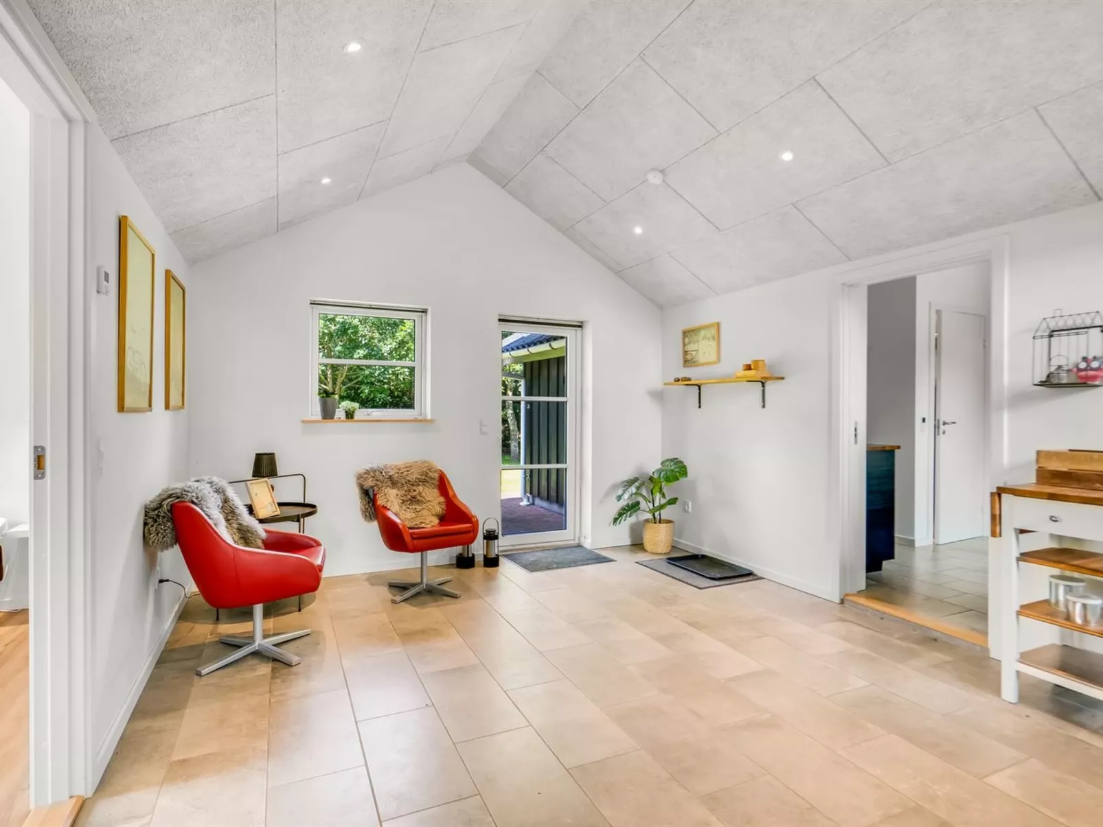 "Roska" - 1.3km from the sea-Binnen