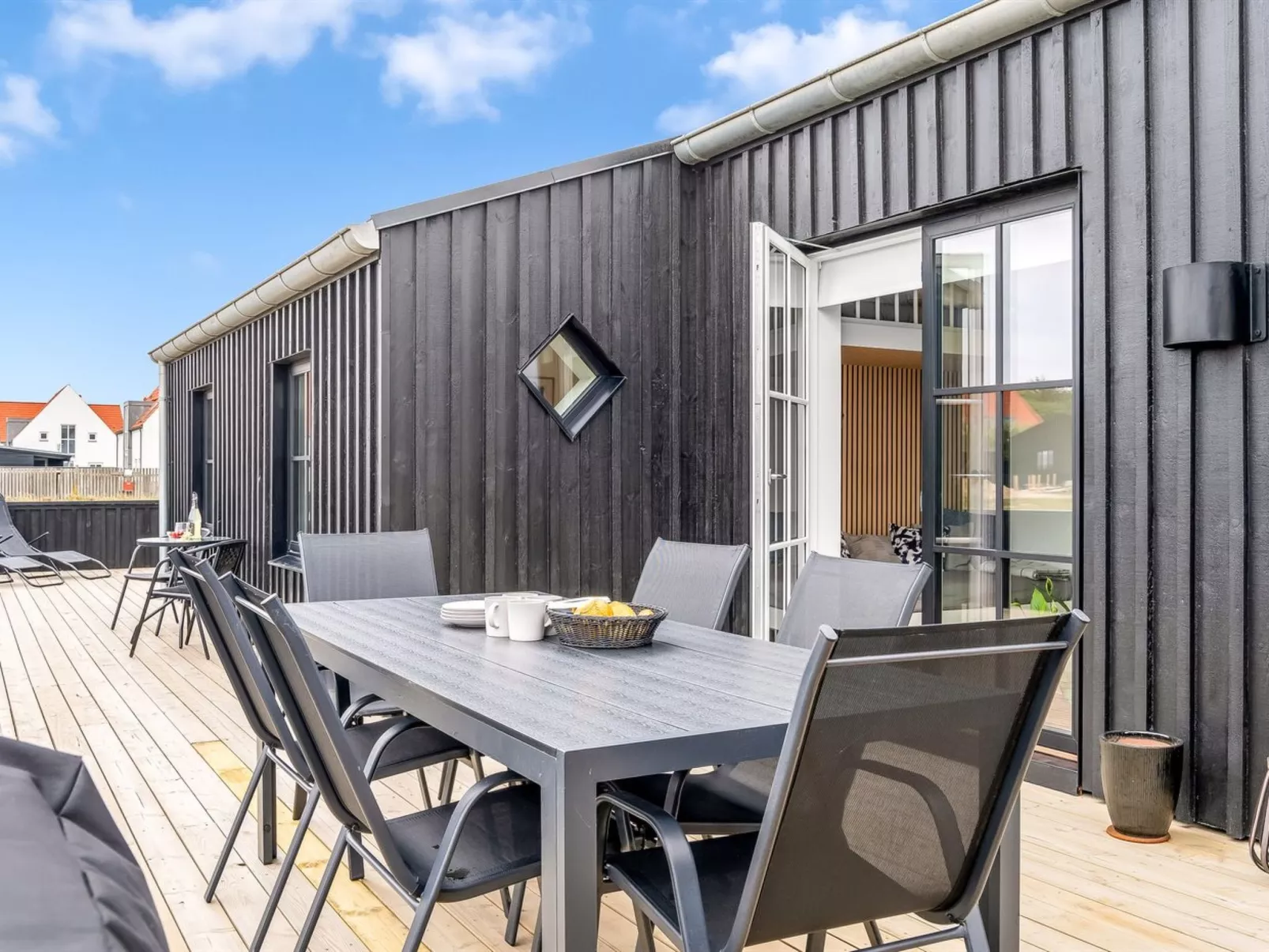 "Malomir" - 500m from the sea-Buiten