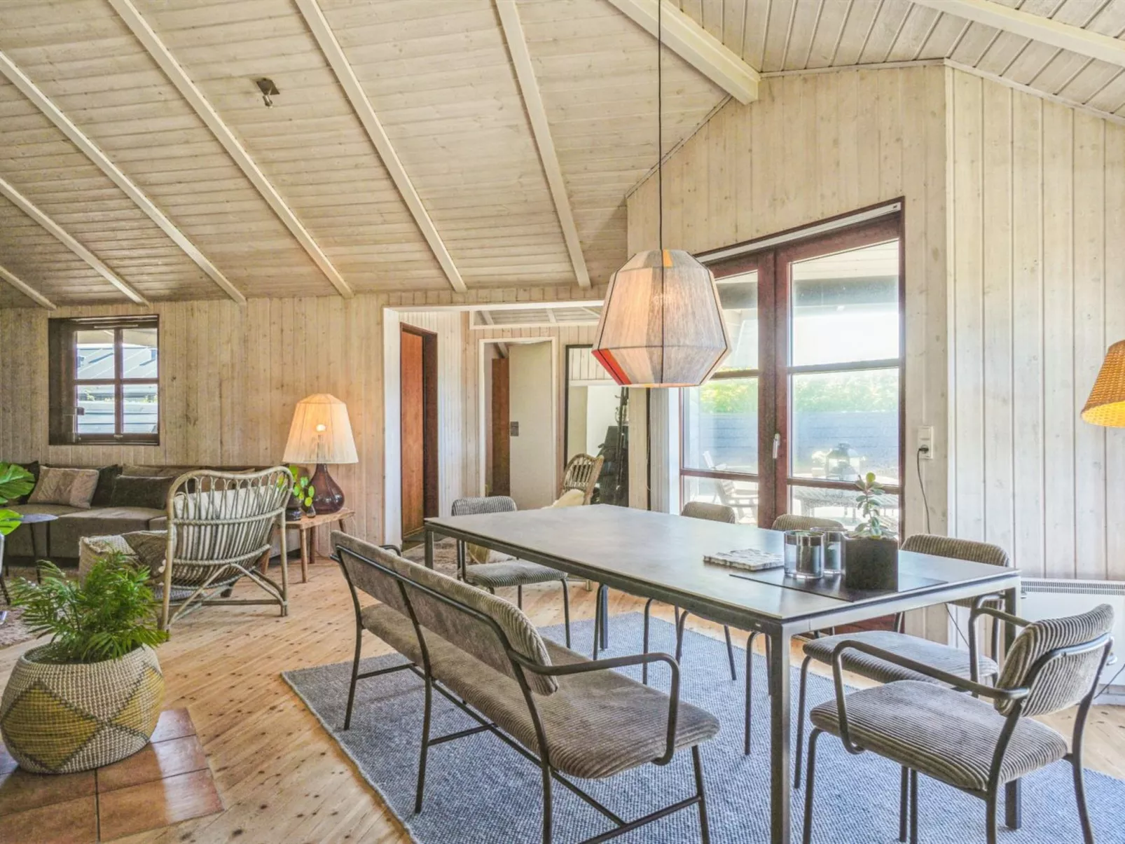 "Fridgerd" - 250m from the sea-Binnen