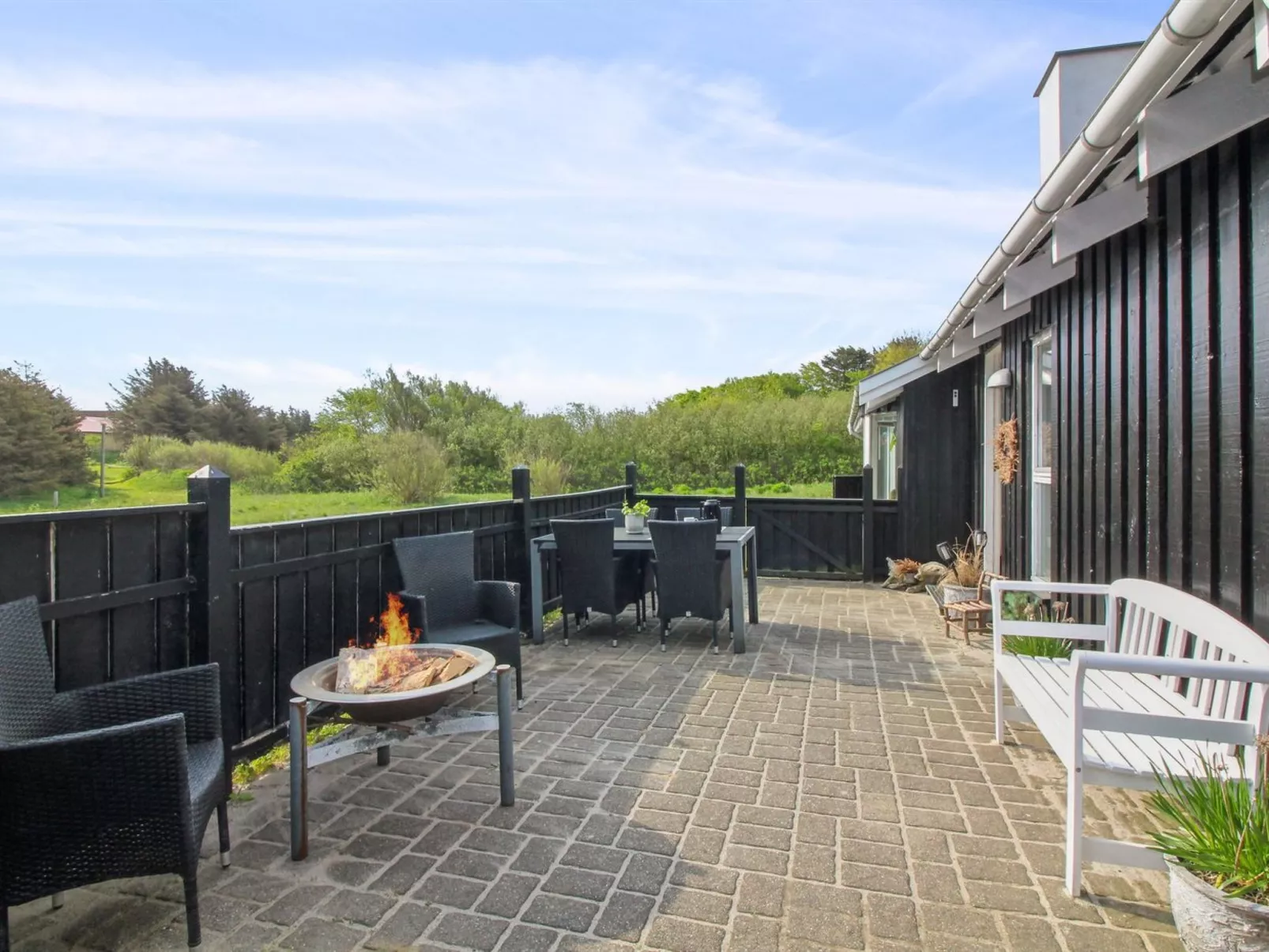 "Aike" - 400m from the sea-Buiten