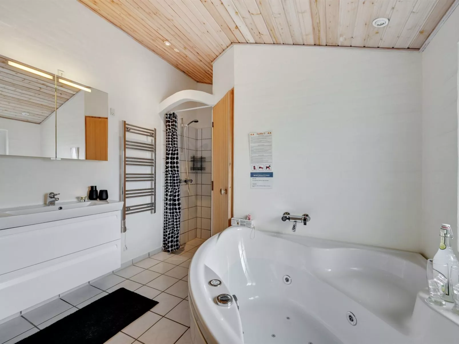 "Osmo" - 900m from the sea-Binnen