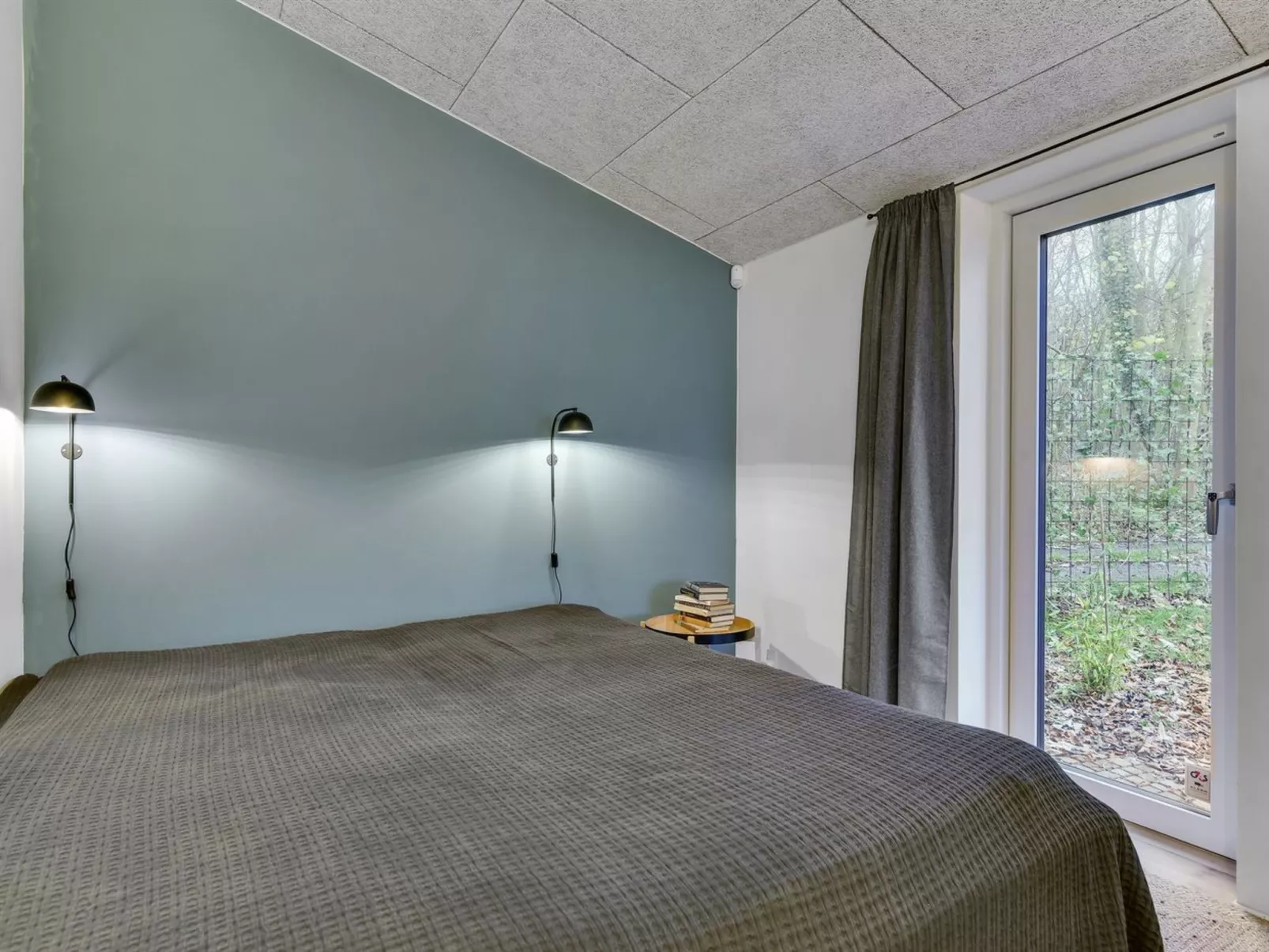 "Lika" - 25m to the fjord-Binnen