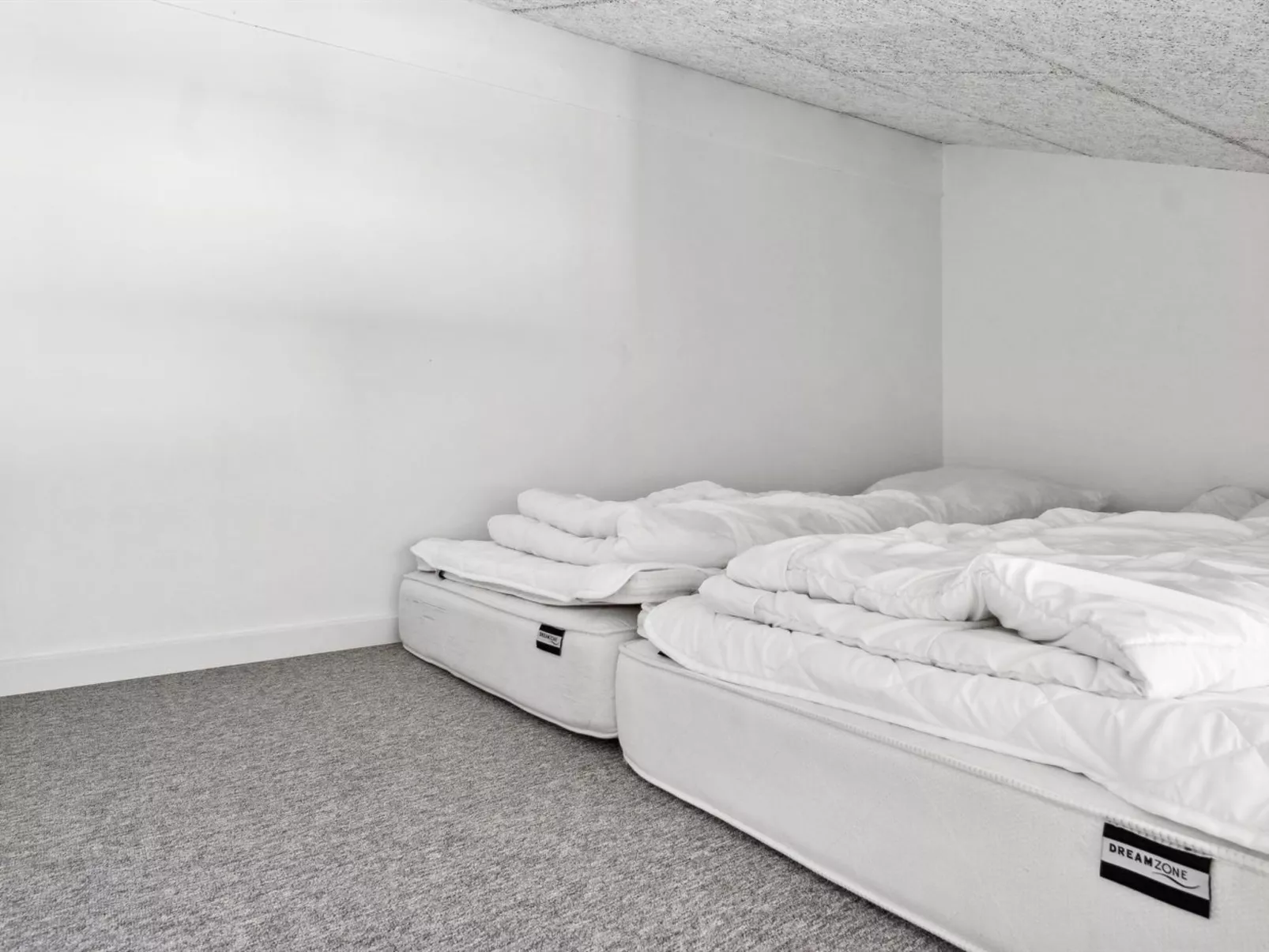 "Josina" - 675m from the sea-Binnen